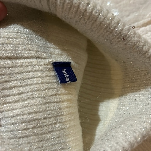 Hat attack Winter White Beanie. NWT - Picture 3 of 6